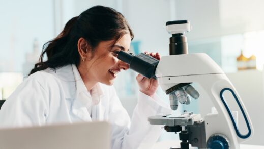 NYBCe laboratory technician studying PreciseMatch® blood product.