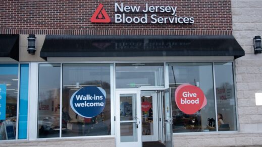NEW JERSEY BLOOD SERVICES HOSTS GRAND OPENING OF NEW STATE-OF-THE-ART DONOR CENTER IN FREEHOLD 